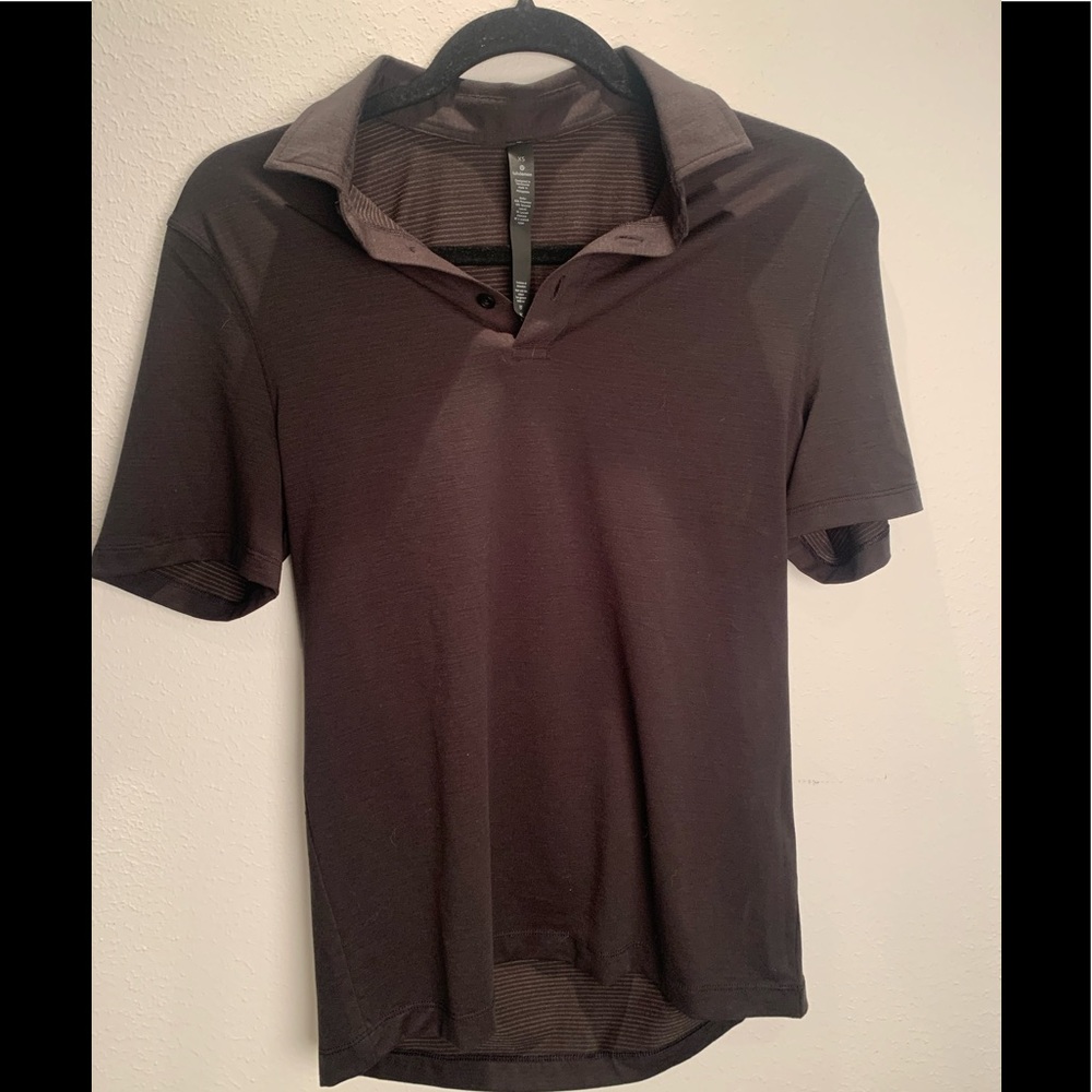 Lululemon golf shirt size XS